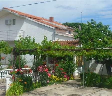 Apartman Studio - Sime 3 Sukošan Dış mekan fotoğraf