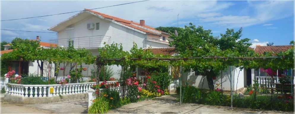 Apartman Studio - Sime 3 Sukošan Dış mekan fotoğraf